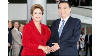 La presidenta brasileña, Dilma Rousseff, y el primer ministro de China, Li Keqiang.