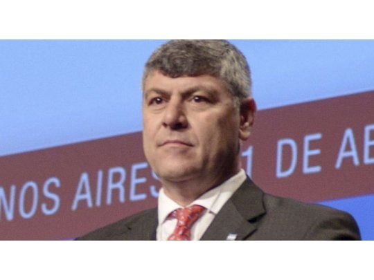 El ministro ratificó el compromiso del Gobierno de marchar hacia la eliminación gradual de estas retenciones, a las que calificó como un muy mal impuesto, aunque admitió que a veces, lo que uno quiere, lo tiene que hacer más lento.