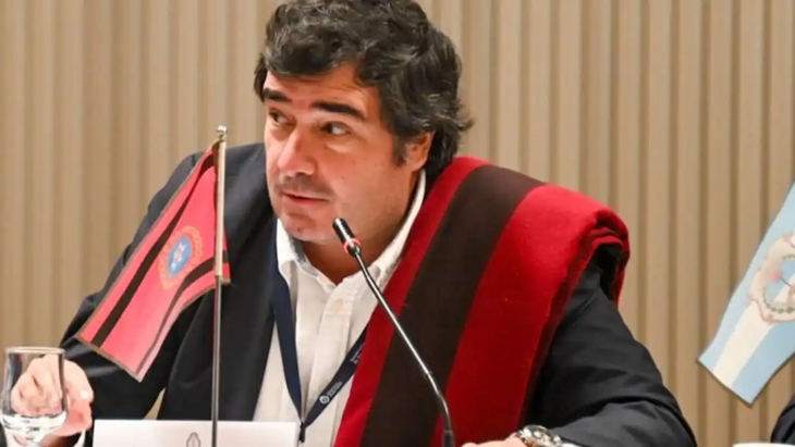 El salteño Martín de los Ríos, exministro del gobernador Gustavo Sáenz, integra desde esta semana el Directorio de YPF. El salteño Martín de los Ríos, exministro del gobernador Gustavo Sáenz, integra desde esta semana el Directorio de YPF.