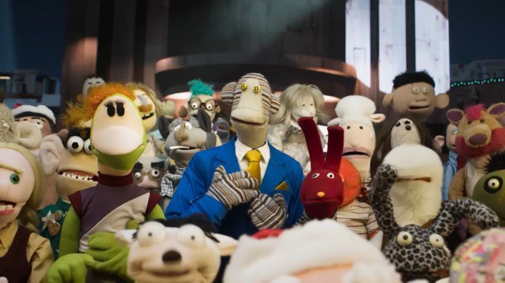 La película de Prime Video llena de guiños a la Navidad latinoamericana. La película de Prime Video llena de guiños a la Navidad latinoamericana.