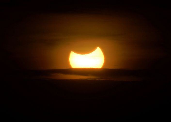 Un eclipse híbrido transmitido a todo el mundo vía web (foto 1)