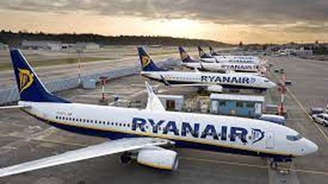 Aumento de tarifas: El CEO de Ryanair advirtió sobre el mayor incremento histórico de pasajes aéreos en Europa para el próximo año.