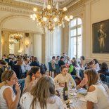 Un lugar donde la Belle Époque se encuentra con la gastronomía actual. Un lugar donde la Belle Époque se encuentra con la gastronomía actual.