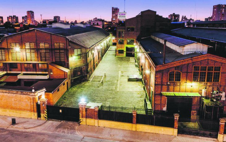 ArteBA 2021. Vista aérea del Arenas Studios de la Boca, donde se celebrará la “feria de las ferias” en noviembre.