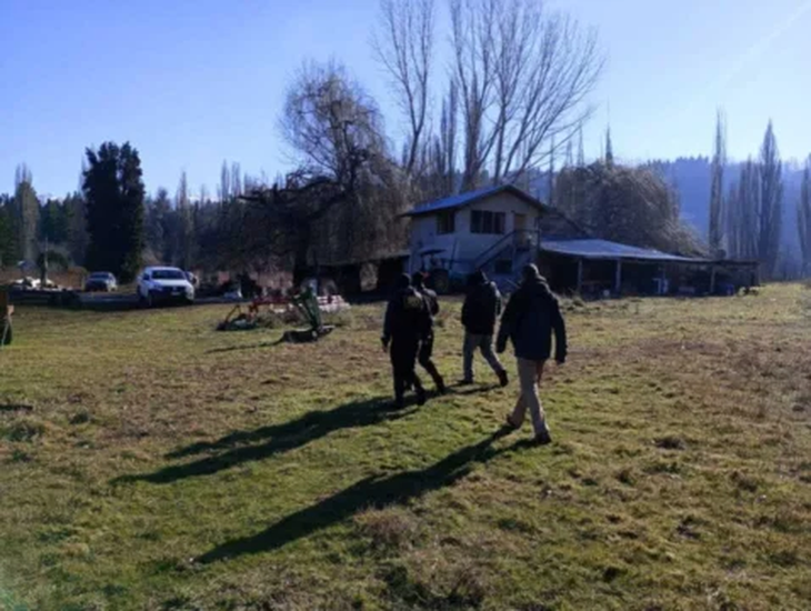 La Justicia de Chubut investiga una posible organización de trata de personas en la zona de campos en El Hoyo. La Justicia de Chubut investiga una posible organización de trata de personas en la zona de campos en El Hoyo.