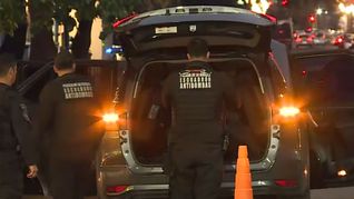 El Escuadrón Antibombas acudió al lugar tras el llamado al 911 de los empleados del hotel. 