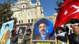 Existen sospechas por parte de Israel de que el Líder Supremo, Mojtaba Jamenei, sufrió heridas al inicio del conflicto. Desde que asumió el mando el 8 de marzo de 2026, no se registraron apariciones públicas del mandatario. Existen sospechas por parte de Israel de que el Líder Supremo, Mojtaba Jamenei, sufrió heridas al inicio del conflicto. Desde que asumió el mando el 8 de marzo de 2026, no se registraron apariciones públicas del mandatario.