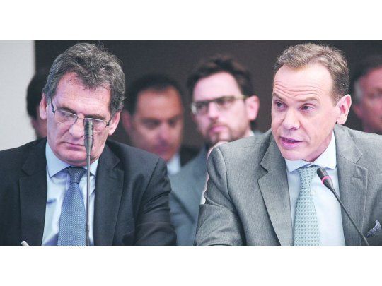 Cruces. Claudio Avruj, secretario de DD.HH., defendió postura oficial.