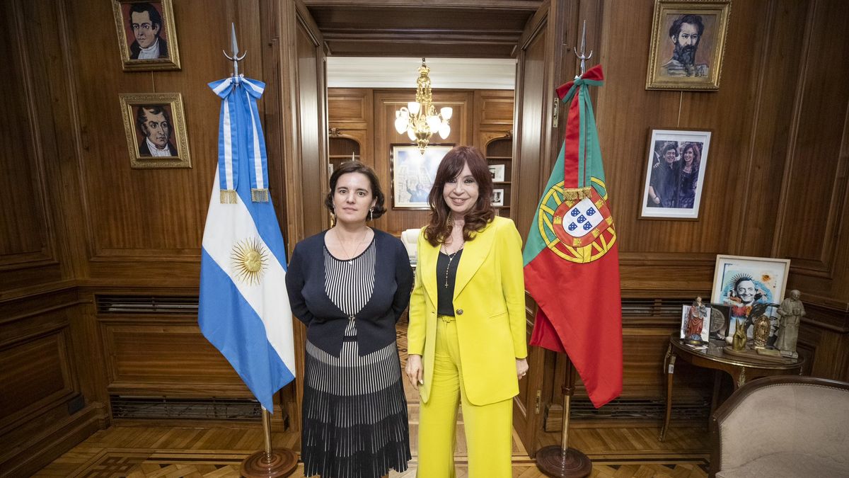Cristina Kirchner reuniu-se com a ministra portuguesa Mariana Vieira da Silva