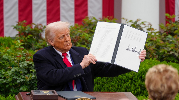 Trump presentó su primer ronda de aranceles recíprocos el 2 de abril. 