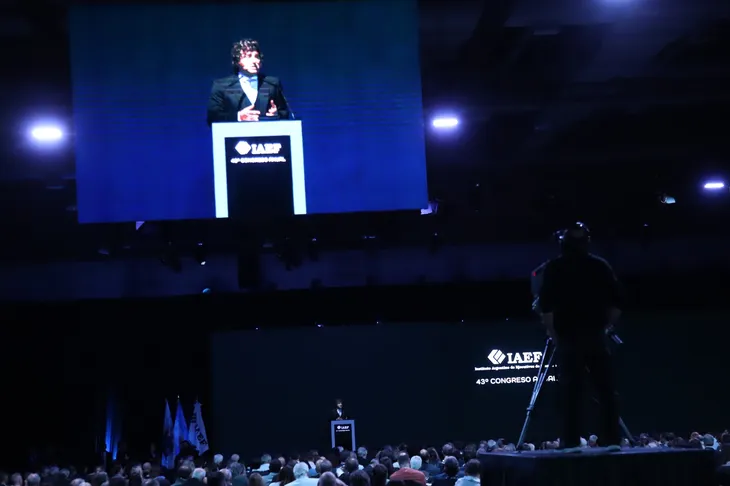 Javier Milei, tajante en IAEF: "Se vienen los mejores años de la economía argentina en más de 100 años".