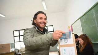 Gustavo Sáenz, gobernador de Salta. Gustavo Sáenz, gobernador de Salta.