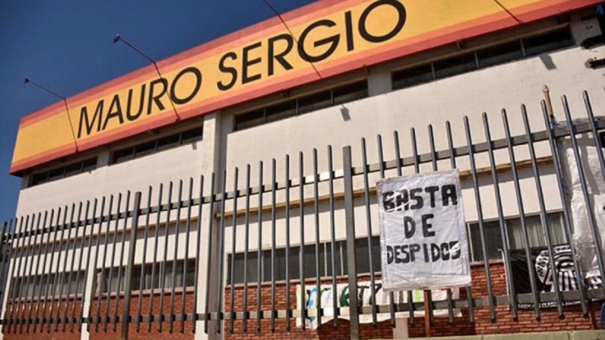 La dueña de Mauro Sergio evalúa extender suspensiones hasta mitad de año en  su planta de Mar del Plata