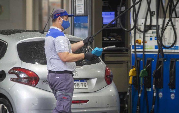 Las&nbsp;estaciones de servicio﻿ no abrirán durante la noche en las fiestas.