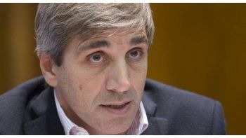 Denunciaron a Luis Caputo por la compra de dólar futuro
