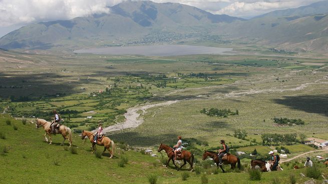 Sus 2.000 metros de altura son increibles para prácticar un turismo de aventura.