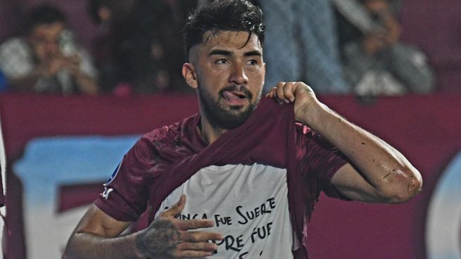 Lanpus se impuso a FLuminense gracias al gol agónico de Marcelino Moreno.