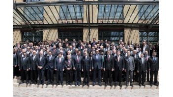 La reunión de ministros se realizó en París.