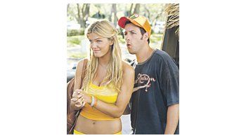«Una esposa de mentira», con Adam Sandler, fue el único título exitoso en los últimos meses en los EE.UU.