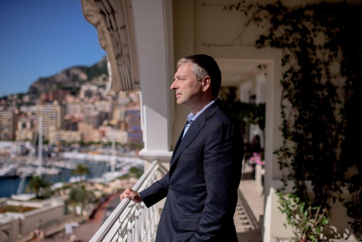 Desde sus inicios trabajando como productor de fertilizantes de potasio de Rusia, Dmitry Rybolovlev, se fue convirtiendo en un empresario influyente con una de las fortunas más grande en millones de dólares Desde sus inicios trabajando como productor de fertilizantes de potasio de Rusia, Dmitry Rybolovlev, se fue convirtiendo en un empresario influyente con una de las fortunas más grande en millones de dólares