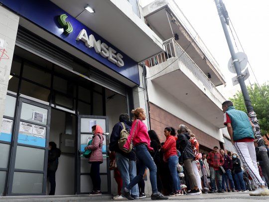 Atención a la fecha límite para solicitar las Becas Progresar de ANSES