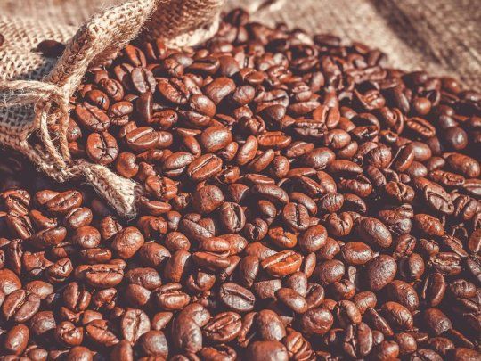 La taza de este café cuesta $3280.