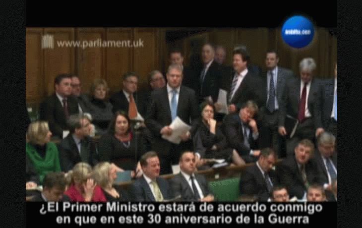 El fundador de Facebook, en un video de promoción de la policía china