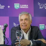 Hebe Casado y Alfredo Cornejo, vice y gobernador de Mendoza. Hebe Casado y Alfredo Cornejo, vice y gobernador de Mendoza.