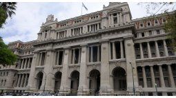 The adversarial system will now expand to General Roca and Comodoro Rivadavia The adversarial system will now expand to General Roca and Comodoro Rivadavia