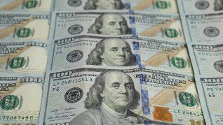 Las operaciones del dólar tienen bajo volumen por el feriado bancario. Las operaciones del dólar tienen bajo volumen por el feriado bancario.