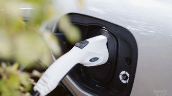 ford redobla apuesta global por los vehiculos electricos