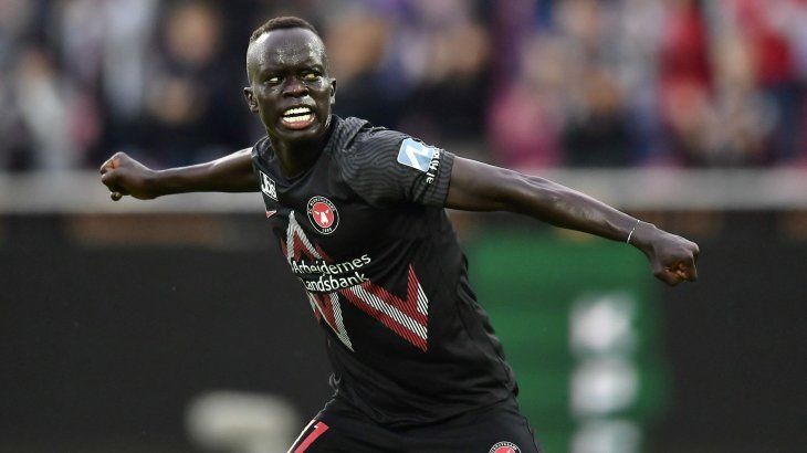 Mabil disputará su segunda Copa del Mundo con los Canguros. Mabil disputará su segunda Copa del Mundo con los Canguros.