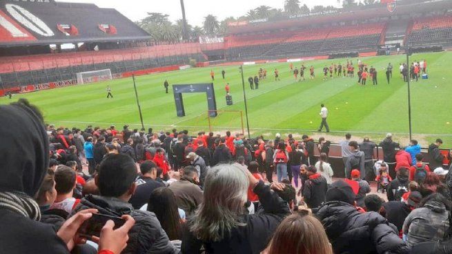 Clásico de Rosario suspendido