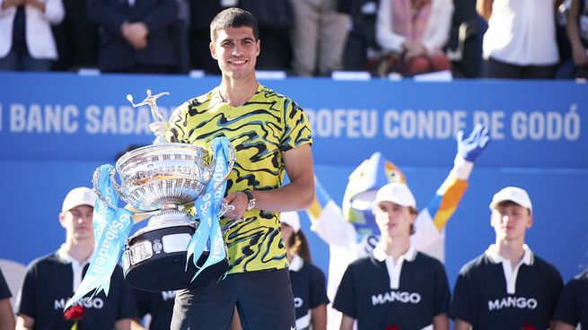 Carlos Alcaraz tampoco podrá jugar el ATP 500 de Barcelona al no haberse recuperado de su leción en el antebrazo derecho
