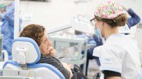 PAMI ofrece un plan odontológico gratuito en todas sus etapas.