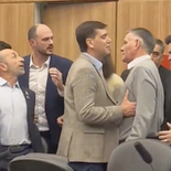 Andrés Leone y Carlos Castagneto protagonizaron una discusión a los gritos en la Cámara de Diputados.