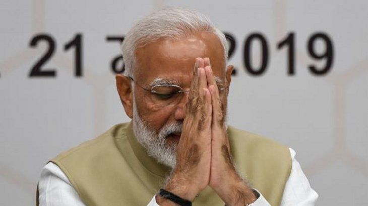 El gobierno de Narenda Modi oficializó la medida y se defiende de las críticas de la oposición.