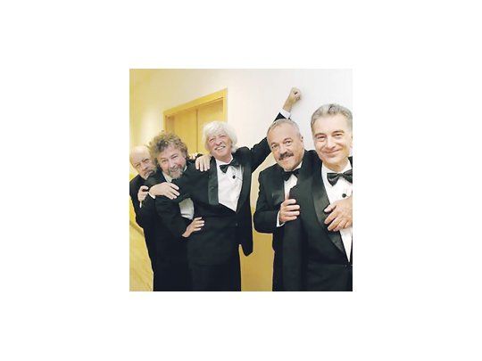 Les Luthiers figura entre los candidatos al prestigioso Premio Príncipe de Asturias de las Artes 2011, que se falla el miércoles en Oviedo, España.