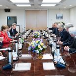 La misión del FMI a Buenos Aires se suspende por ahora y todo apunta a marzo. La misión del FMI a Buenos Aires se suspende por ahora y todo apunta a marzo.