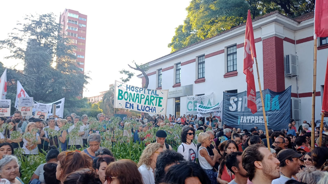 Sin trabajadores no hay memoria fue la consigna principal del festival Una memoria que arde organizado por trabajadores del centro cultural Conti y la Asociación de Trabajadores del Estado (ATE).