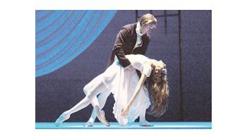 Sofía Menteguiaga y Federico Fernández asumieron la responsabilidad de encarnar a Margarita y Armando en la misma sala donde Fonteyn y Nureyev crearon estos personajes.