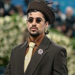 Es uno de los artistas más escuchados en todo el mundo. Es uno de los artistas más escuchados en todo el mundo.