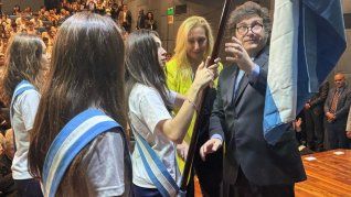 Javier Milei dio un discurso en una institución educativa y apuntó contra la Universidad de Belgrano.