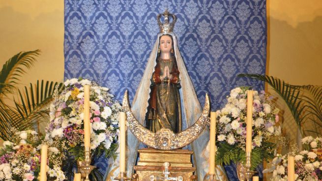La aparición de Nuestra Señora de las Nieves está íntimamente ligada con la Basílica de Santa María la Mayor en Roma.