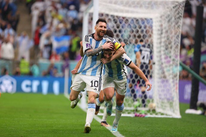 Julian Álvarez y Messi, los jugadores que inspiraron los nombres de los  recién nacidos