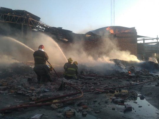 incendio papelera quilmes