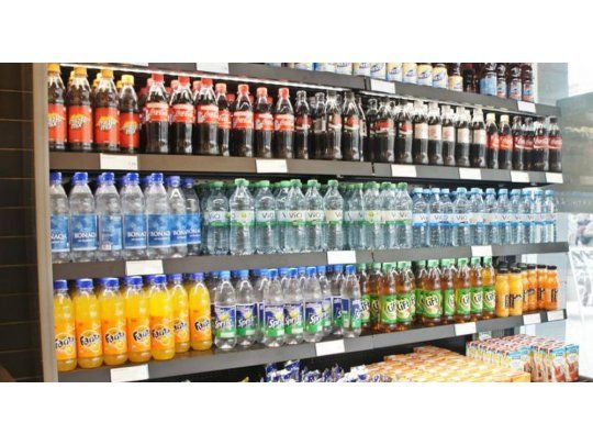 Fabricantes de bebidas sin alcohol insisten en que aumento del impuesto será dañino para la economía
