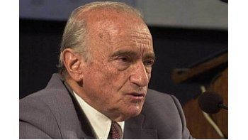 Aldo Ferrer.