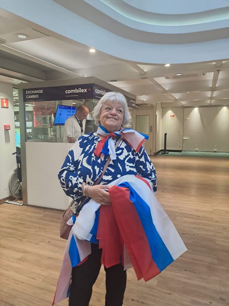 Stella Amaral viaja desde Argentina a Uruguay para votar desde el año 1971. Stella Amaral viaja desde Argentina a Uruguay para votar desde el año 1971.