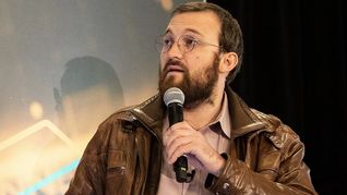 Charles Hoskinson, un referentes mundial de las finanzas cripto.